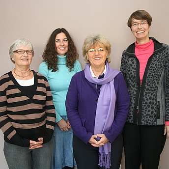 from the left: Roswitha Chambosse, Anja Heiß-Ebraihim, Hildegard Eckstein, Pfarrerin Kathrin Hussmann